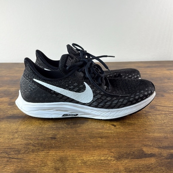 Nike Air Zoom Pegasus 35 Running Shoes - Picture 1 of 8